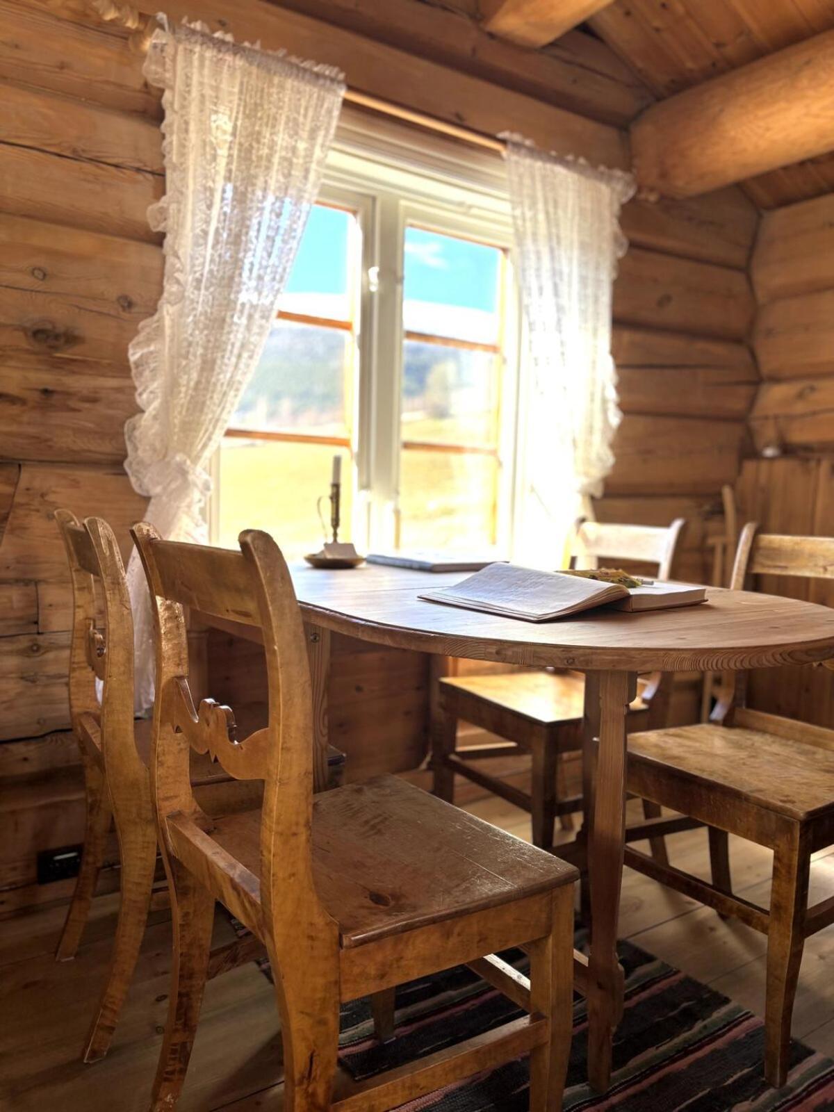 Stallen - Koselig Lite Hus Pa Gardstun Skjåk 外观 照片